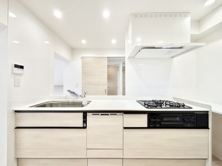 �L�b�`���@�������������I�ɁA�y�����I�V�X�e���L�b�`��