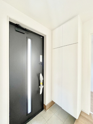 ց@KXXbg̓փhAɌ͂Ă܂