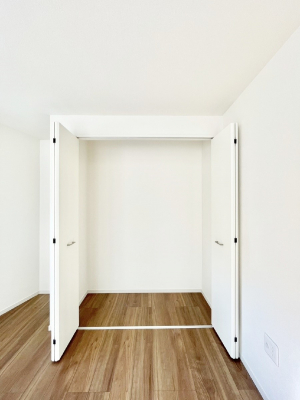 [@m̃N[[bgBŝŌ̈ߗނ܂܂B