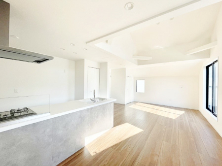 ̑ρ@VvȃfUCȂ̂ŃCeAl̂y݂łˁI