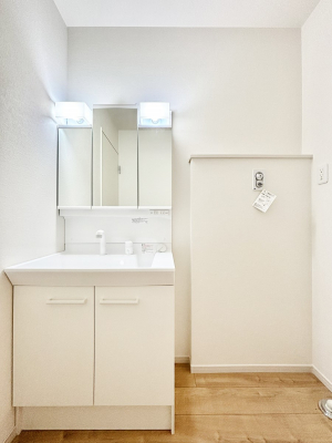 ʑEʏ@傫₷OʋŐʑ́AgȂ݃`FbN┧̂ɂ߂łB 