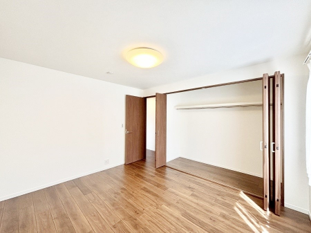 ���̑����ρ@�i�`�������ȃt���[�����O�͂ǂ�ȃC���e���A�ɂ��}�b�`�B