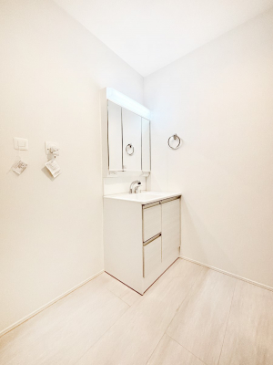 ���̑��@�L�X�Ƃ�Ƃ�̂��郉���h���[�X�y�[�X�B