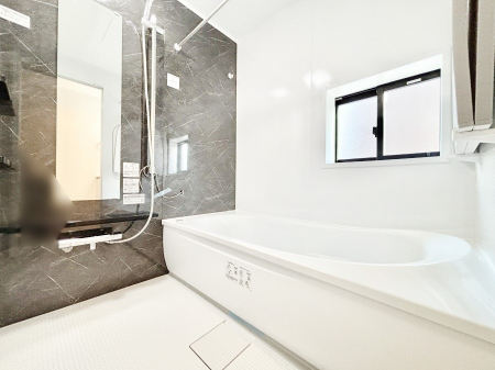 �����@����̔�������Ă���閾�邢�������̂���o�X���[��