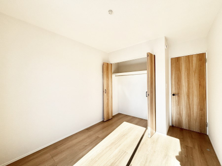 �q�������@���q���܂̂������Ƃ��Ă��I�ߗނ̐������ڂɕ֗��ȃN���[�[�b�g�t���̗m���B