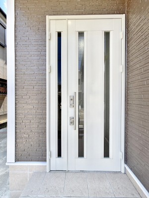 ���ց@��؂ȉƑ��A���q���o�}���錺�ցB