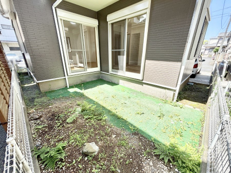 ���̑��@�Ƒ��Ŋy���߂��t���ł��B�K�[�f�j���O�╨�u��u������A���q�l�����������邲�ƒ�ł̓v�[���Ȃǎg�����͂��܂��܂ł��B 