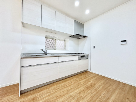 �L�b�`���@��Ƃ肠��L�b�`���ł͂��Ƒ��Ɗy�������������ł��܂��B