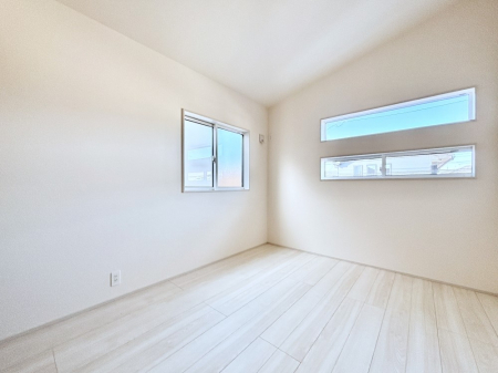 �Q���@�g���₷���`�Ńx�b�g��Ƌ�̒u�����ɂ����邱�Ƃ�����܂���B   