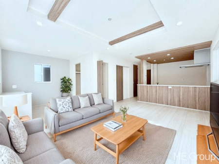 ���r���O�@�������������͋C�̂k�c�j�͉Ƒ��݂�Ȃ̉��K��ԁ@���Ƌ��CG�ł�  