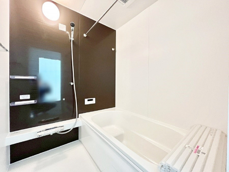 @̂_[NJ[ɂoX[1̔tbVI