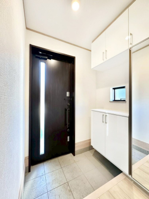 ց@~[tV[Y{bNX͂oO̐gȂ݃`FbNɕ֗