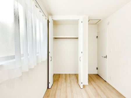 [@m̃N[[bgBŝŌ̈ߗނ܂܂B