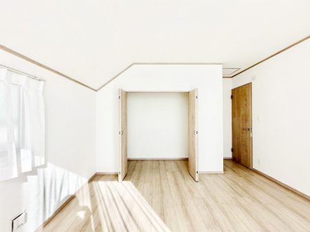 [@ߗނוȂǂ̎[ɕ֗ȃN[[bgtłB