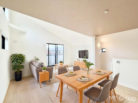 rO@Ƒ̓₩Șbŕ܂閾邢rO  ƋCGł