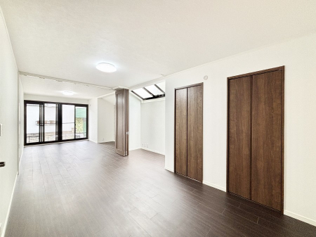 rO@ǂɂĂƑ̂ȂR~jP[VrOB 