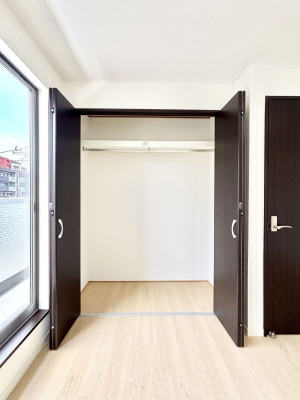 ���[�@�����Ղ�̎��[�X�y�[�X�ŉ��K�ɕ�点���� 