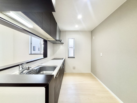 �L�b�`���@��Ƃ肠��L�b�`���ł͂��Ƒ��Ɗy�������������ł��܂��B