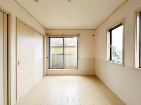 �Q���@�o���R�j�[�ɖʂ��Ă���̂Ŗ��邭���K�ȃv���C�x�[�g���[��