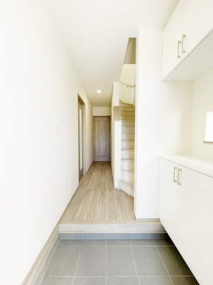 ���ց@�Ƒ��̋A��₨�q�l�������������}���錺��