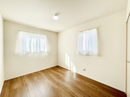 ���̑����ρ@2�ʍ̌����m�ۂ������邢��ԁB�Ƒ��݂�Ȃ����K�ȕ�炵����������݌v�ł��B�@