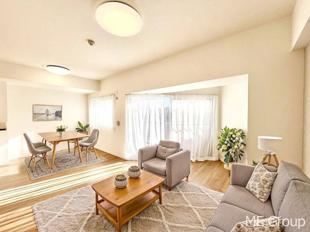 ���r���O�@�������������͋C�̂k�c�j�͉Ƒ��݂�Ȃ̉��K��ԁ@���Ƌ��CG�ł�