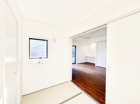 ̑ρ@rOƗׂ荇ĂaBقƈꑧła̋ԂYꂸɁB 