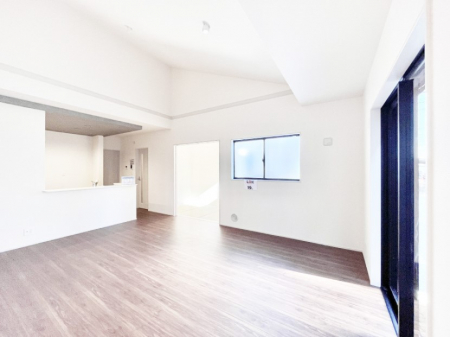 rO@Ƒ̘a₩ȉbĂBĴ郊rOłB