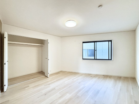 �q�������@�q�������ɂ��������߂Ȏ��[�X�y�[�X�����Ղ�̋���