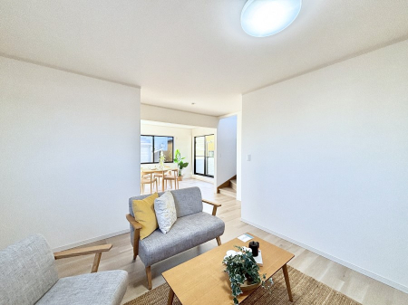 ���̑����ρ@�Ƒ������R�ƏW�܂�e���̃X�y�[�X�ɂȂ肻��