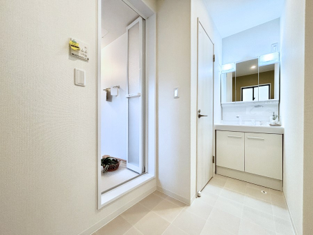 ���ʑ�E���ʏ��@�傫�����₷���O�ʋ��Ő�����������ʑ�́A�g�����Ȃ݃`�F�b�N�┧�̂������ɂ������߂ł��B 