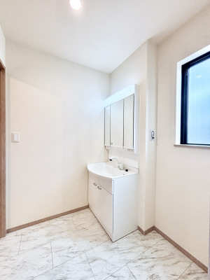 ���̑��@�������̂��郉���h���[�X�y�[�X