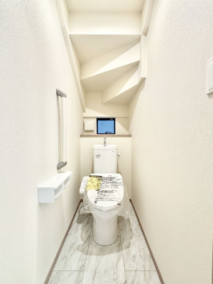 gC@gC1K2KꂼɔzuĂĂƂĂ֗łB 