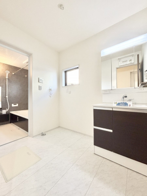 ���̑��@���̂��閾�邢�����h���[�X�y�[�X