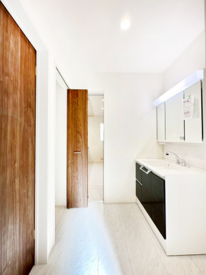 ���̑��@�㎿�Ȑ��ʋ�Ԃ���Ƃ�̎��Ԃ����o