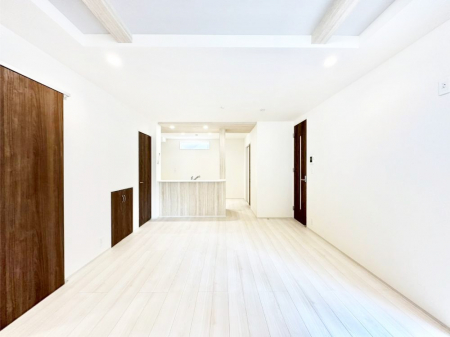 ���r���O�@�Z�ޕ��̌��������o�����A�C���e���A���l����̂��y���݂ȃ��r���O�ł��I