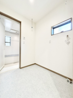 ���̑��@�E�ߏꂪ�Ɨ����Ă���̂ōL�X�g���܂�