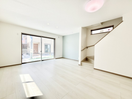 ���̑����ρ@�Ƒ������R�ƏW�܂�e���̃X�y�[�X�ɂȂ肻��