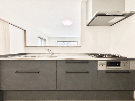 �L�b�`���@�������������I�ɁA�y�����I�V�X�e���L�b�`��