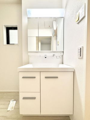 ���ʑ�E���ʏ��@�傫�����₷���O�ʋ��Ő�����������ʑ�́A�g�����Ȃ݃`�F�b�N�┧�̂������ɂ������߂ł��B 