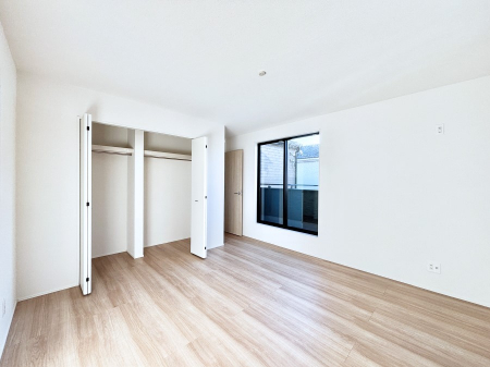 �q�������@�q�������ɂ��������߂Ȏ��[�X�y�[�X�����Ղ�̋���