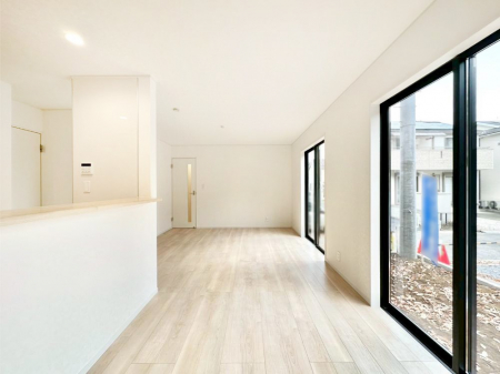 rO@R荞܂AƑc̏ꏊ𖾂邭o