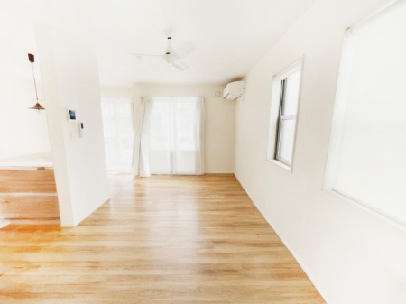 ���r���O�@���邢�z���������A�����̕��͋C�ɖ�������郊�r���O�_�C�j���O�@��CG���H��