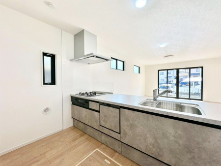 Lb`@u₩ȕʂ蔲Lb`B̂Ŗ邭Cɂ𗧂܂B@