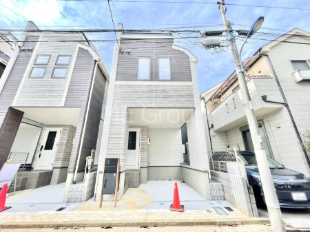 ���n�O�ώʐ^�@�������ꂽ�O�ρA�㎿�ȏZ��Ԃ��L���鎺���͉i�����S���ĉ߂�����Z���ł��B 