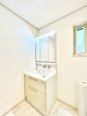 ���ʑ�E���ʏ��@���邢���ʏ��͖����̐g�x�x���y�����ł����Ⴂ�����ł��B