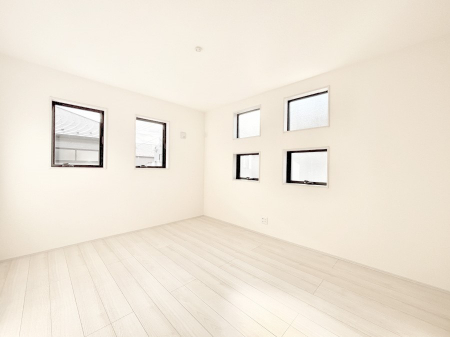 �Q���@�g���₷���`�Ńx�b�g��Ƌ�̒u�����ɂ����邱�Ƃ�����܂���B   