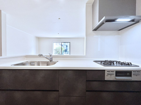 �L�b�`���@�������������I�ɁA�y�����I�V�X�e���L�b�`��  