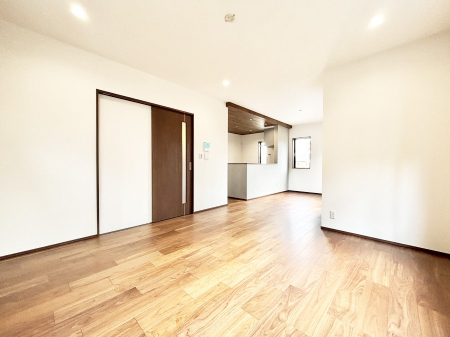 rO@Ƒ̓₩Șbŕ܂閾邢rO