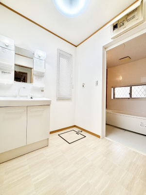 ʑEʏ@̂KԂłB̐gxxCǂg܂B 